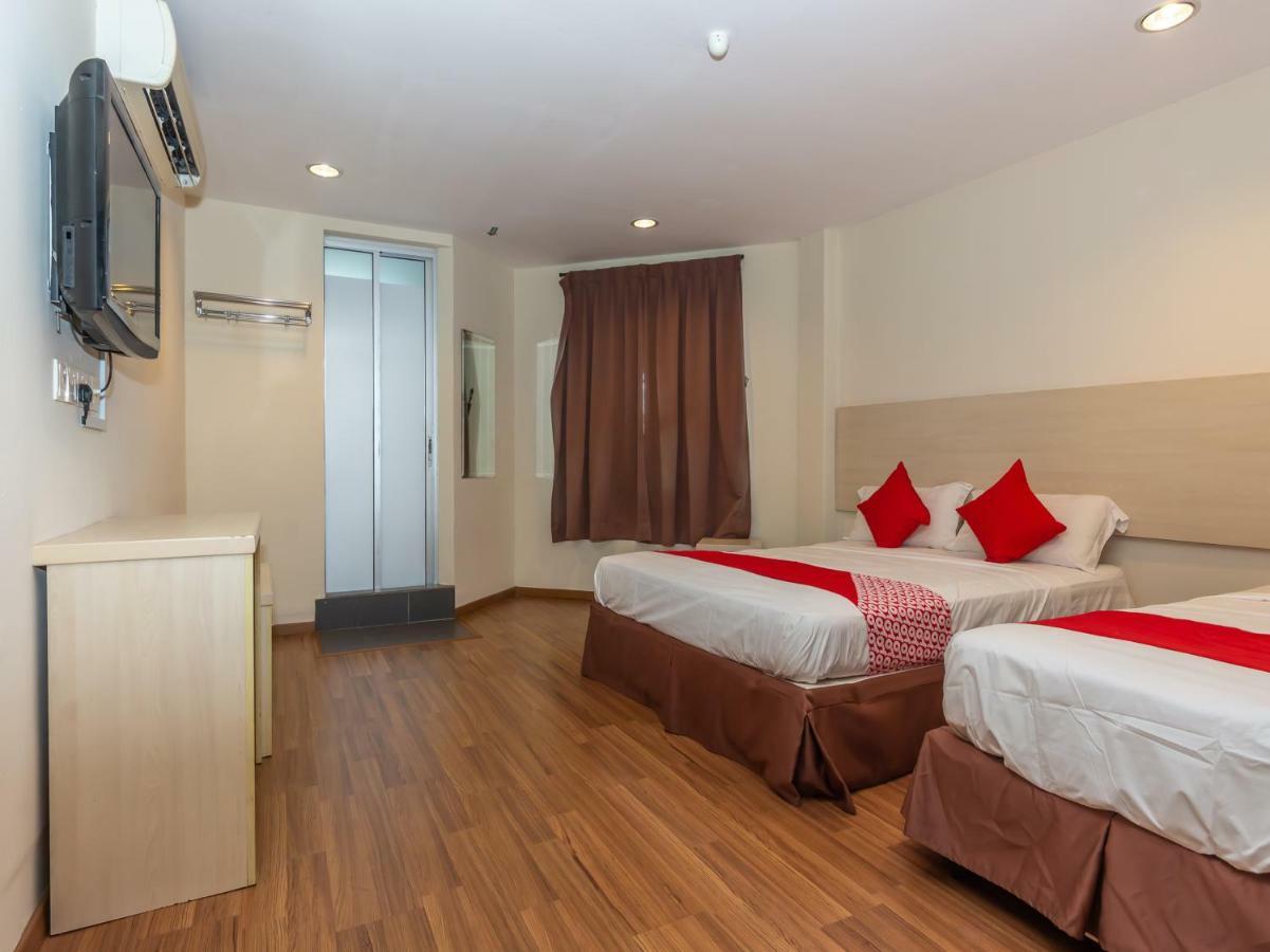 Oyo 1158 906 Airport Hotel Malacca Eksteriør billede