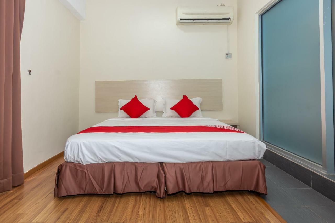 Oyo 1158 906 Airport Hotel Malacca Eksteriør billede