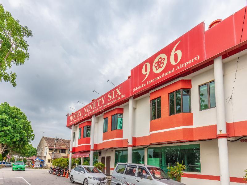 Oyo 1158 906 Airport Hotel Malacca Eksteriør billede